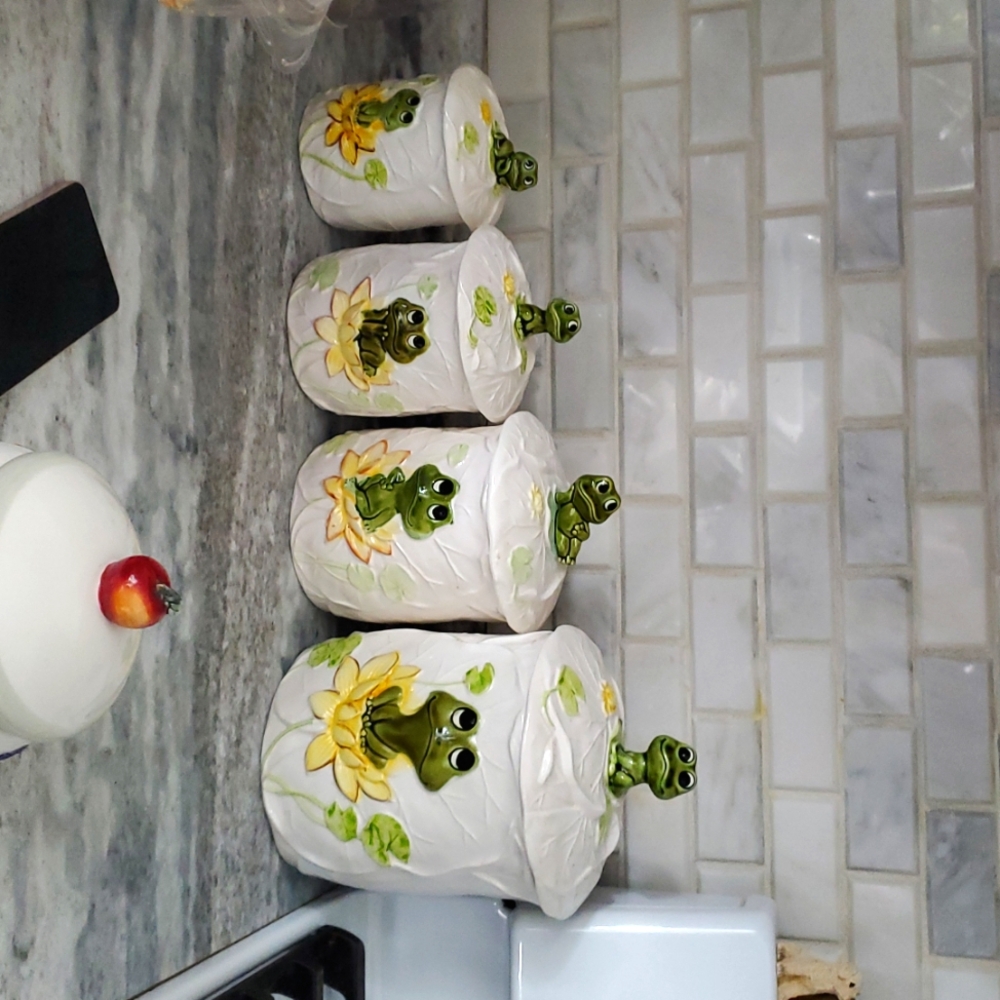 4 Niel The Frog Canisters - Picture 5 of 7